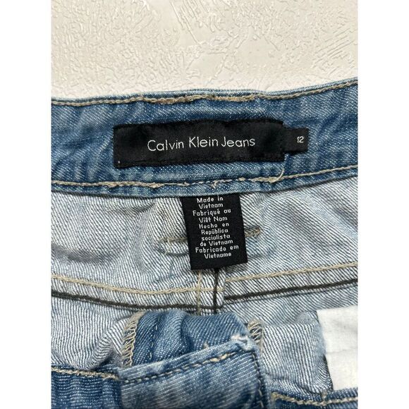 Calvin Klein Jeans Women’s Denim Shorts Size 12 Blue Casual Mid Rise - Picture 3 of 8